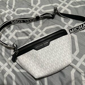 Michael Kors belt bag